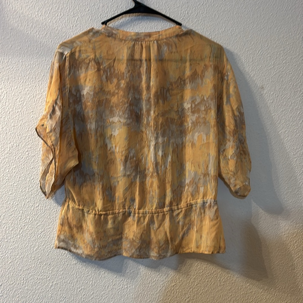 Banana Republic Sheer Yellow and Gray Blouse size small petite - Picture 4 of 4